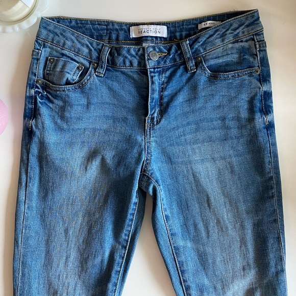 Kenneth Cole skinny jeans - Picture 2 of 9